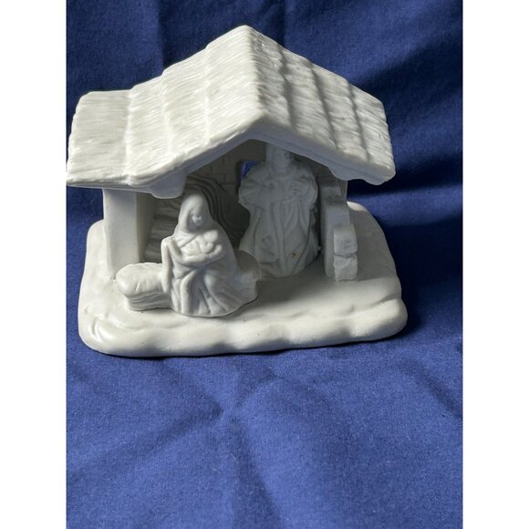 White Ceramic Nativity Scene Figurine Home Decor Christmas Religious Collectable - Picture 2 of 10
